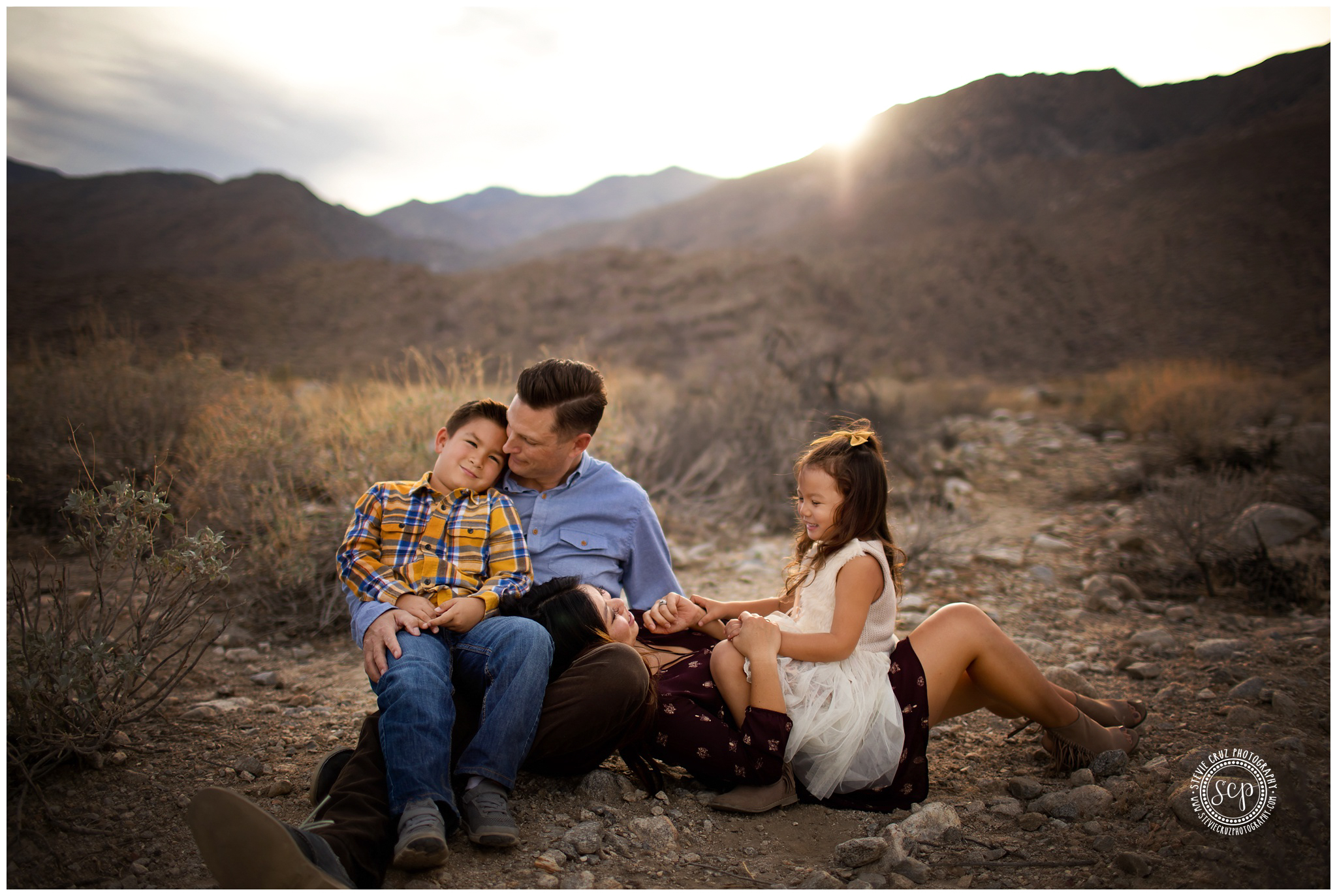  Stylish non traditional family portraits for the holidays. Best California family photographer.