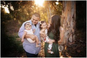 Backlit Family Pictures by Stevie Cruz Photography